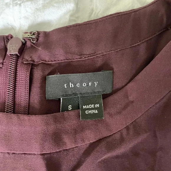 Theory burgundy silk blend blouse - Picture 3 of 6